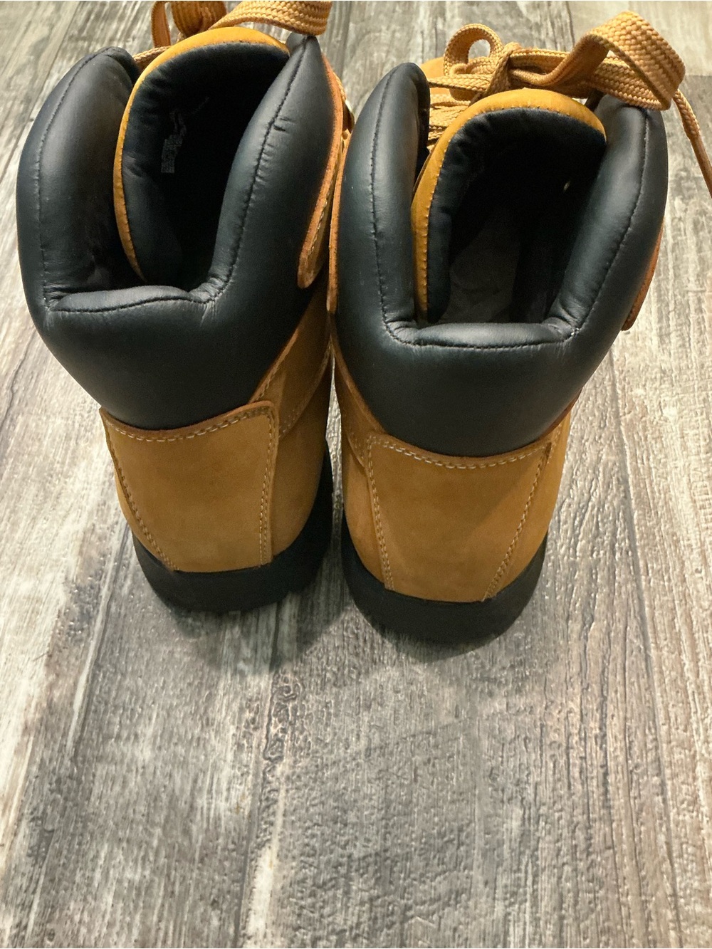 NWOB Men's Tan Waterproof Hiker Boots Size 11 - Picture 9 of 16